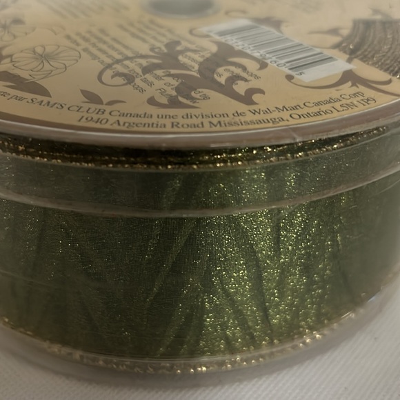 Bundle of 3 Rolls of Wired Ribbon 55 yards Purple / Green / Cream - Picture 4 of 9